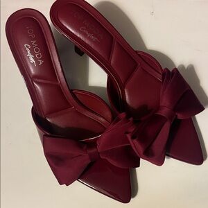Top Mod-a Comfort Women's Deep Red Bow Heels